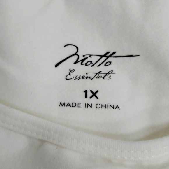 MOTTO SLEEVELESS OFF WHITE TANK (1X) - Picture 4 of 5